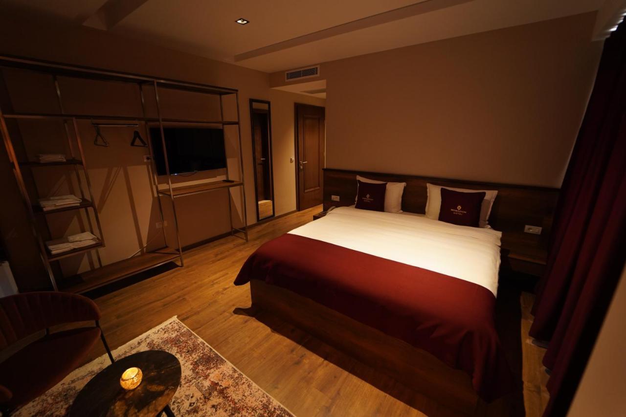 Monarch Hotel Prizren Zewnętrze zdjęcie