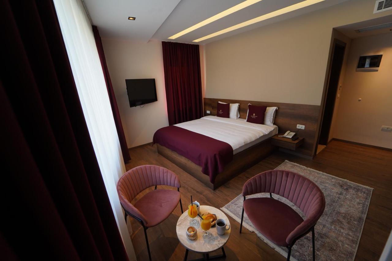 Monarch Hotel Prizren Zewnętrze zdjęcie