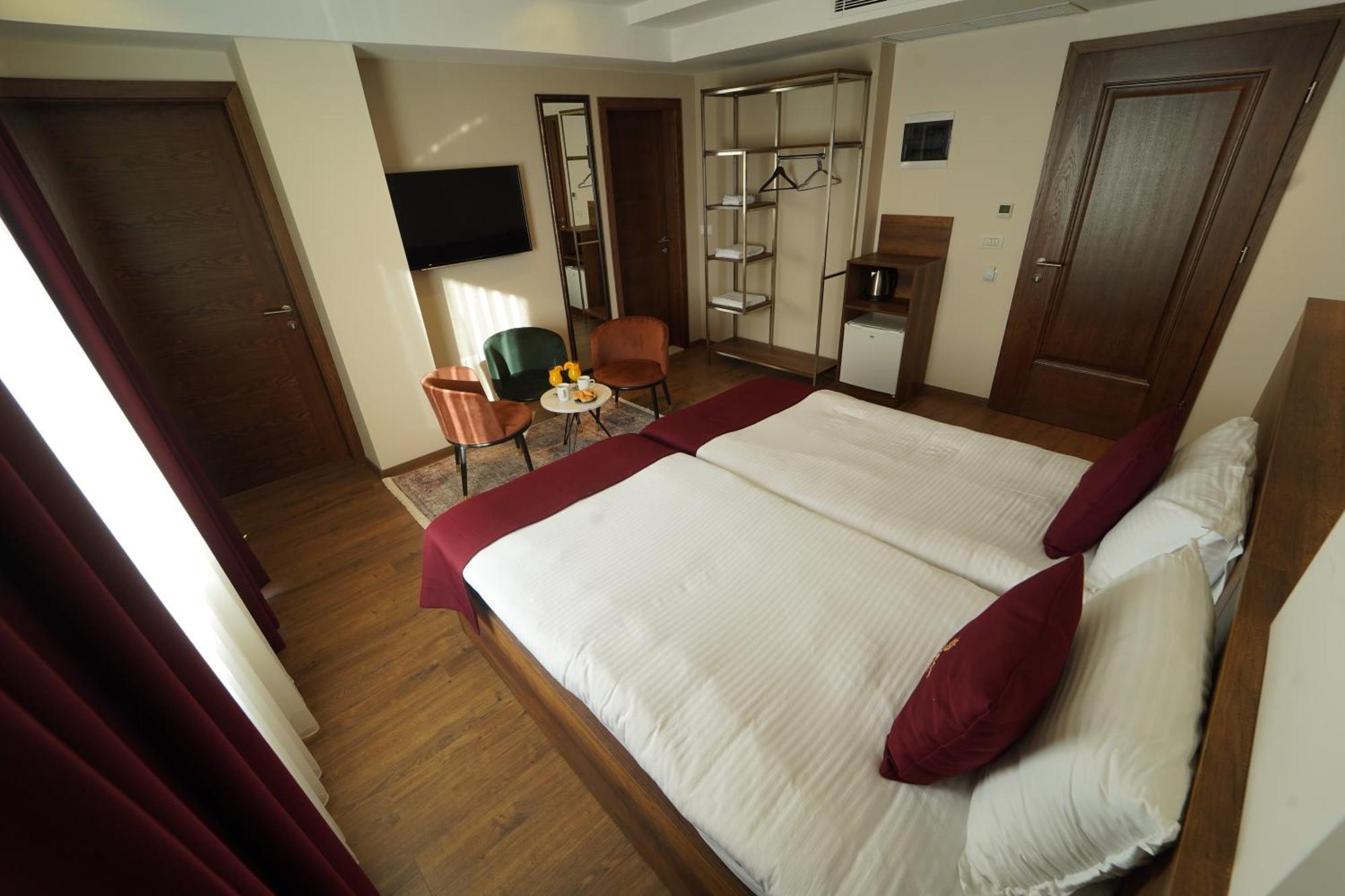 Monarch Hotel Prizren Zewnętrze zdjęcie