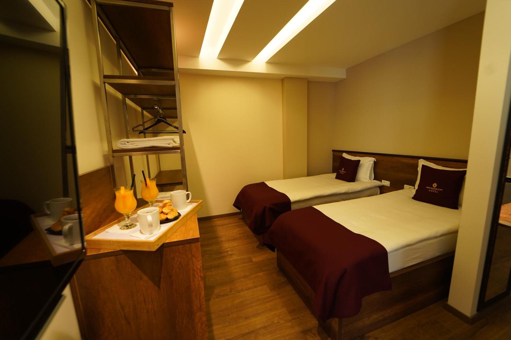 Monarch Hotel Prizren Zewnętrze zdjęcie