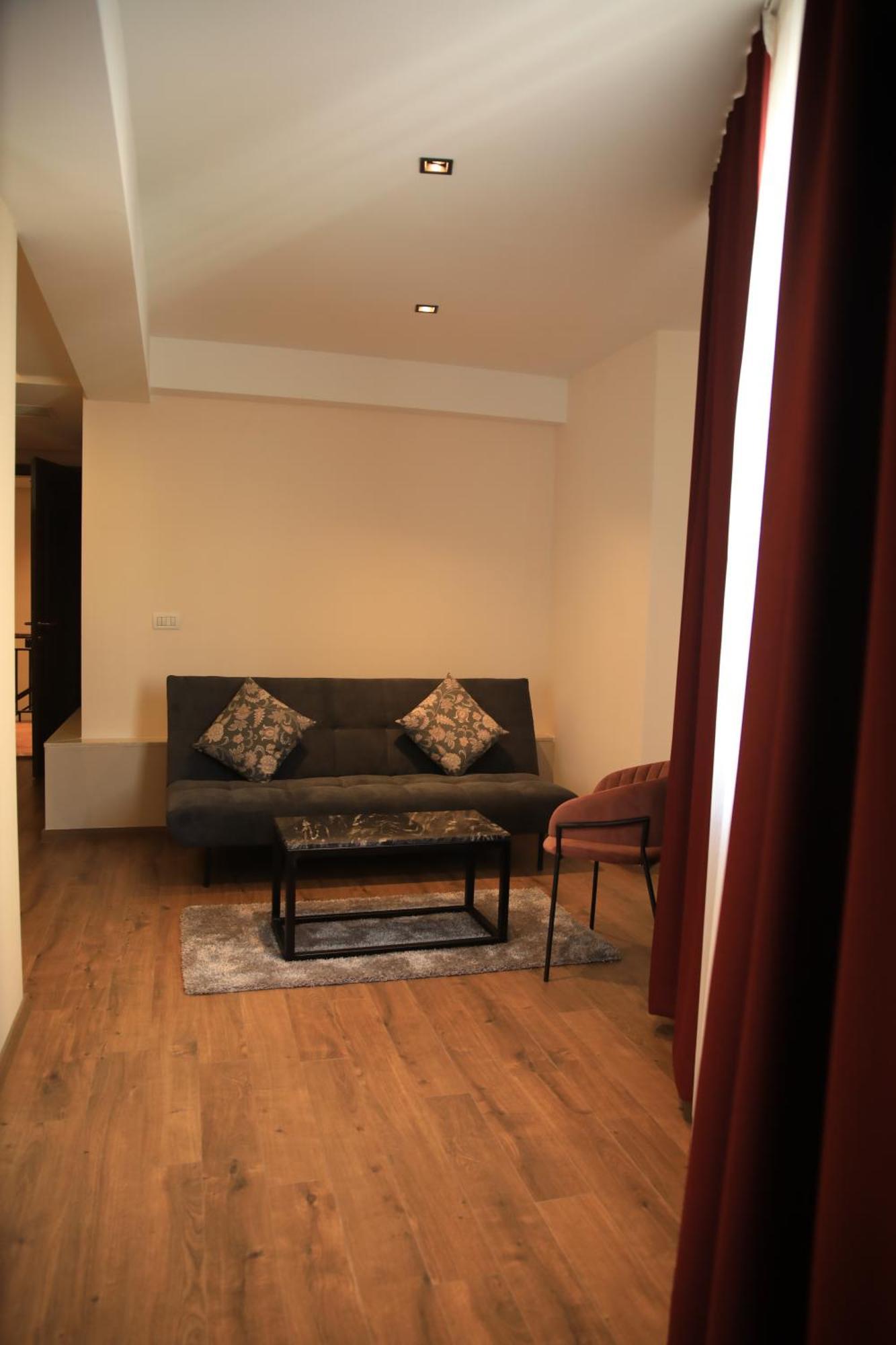 Monarch Hotel Prizren Zewnętrze zdjęcie