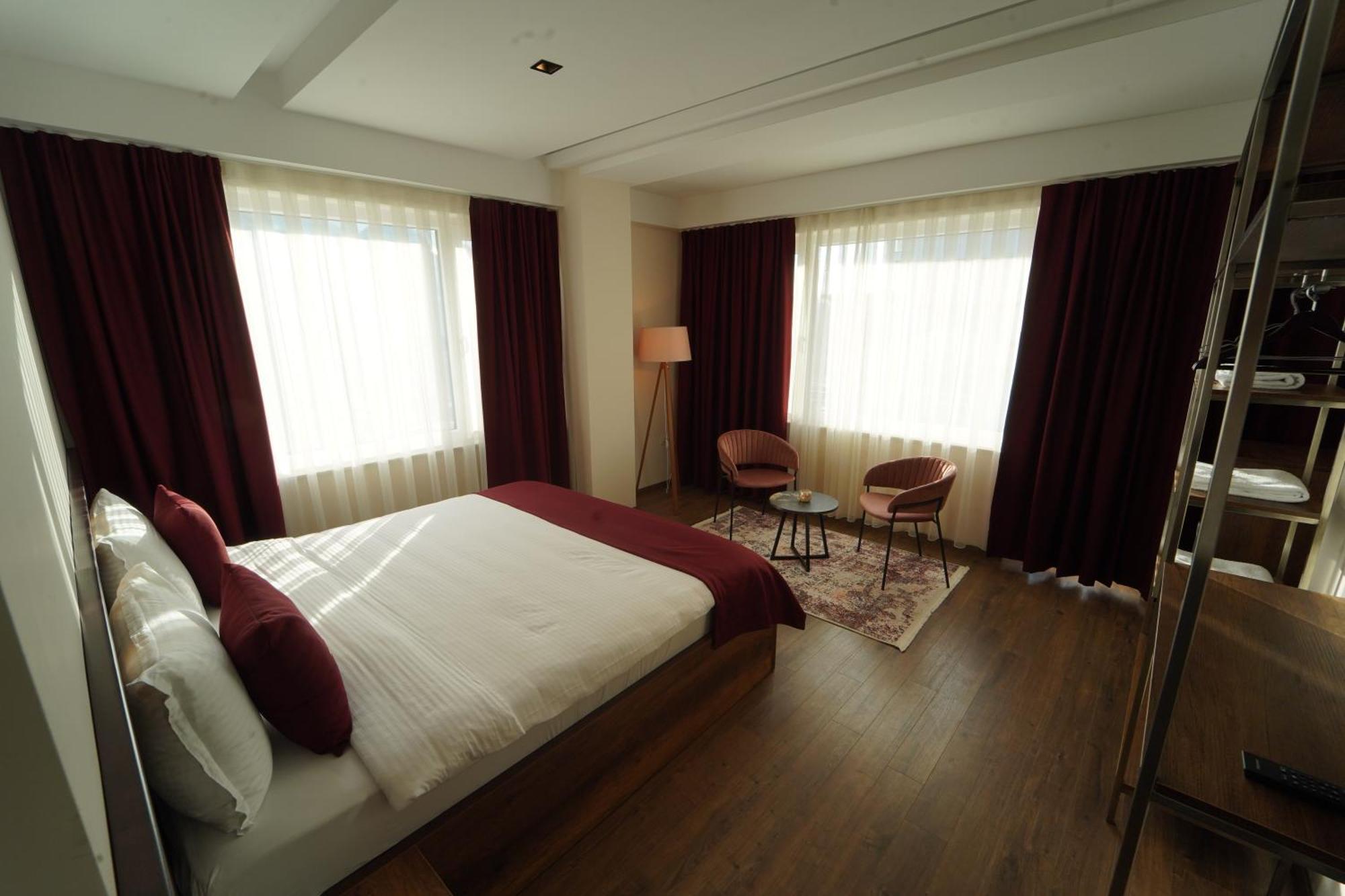 Monarch Hotel Prizren Zewnętrze zdjęcie